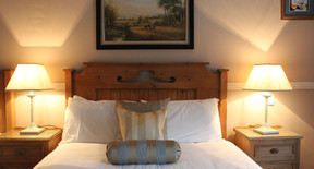 A further view of the twin room